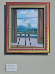 Photo du tableau "La nature de l'homme" de René Magritte, 1933.